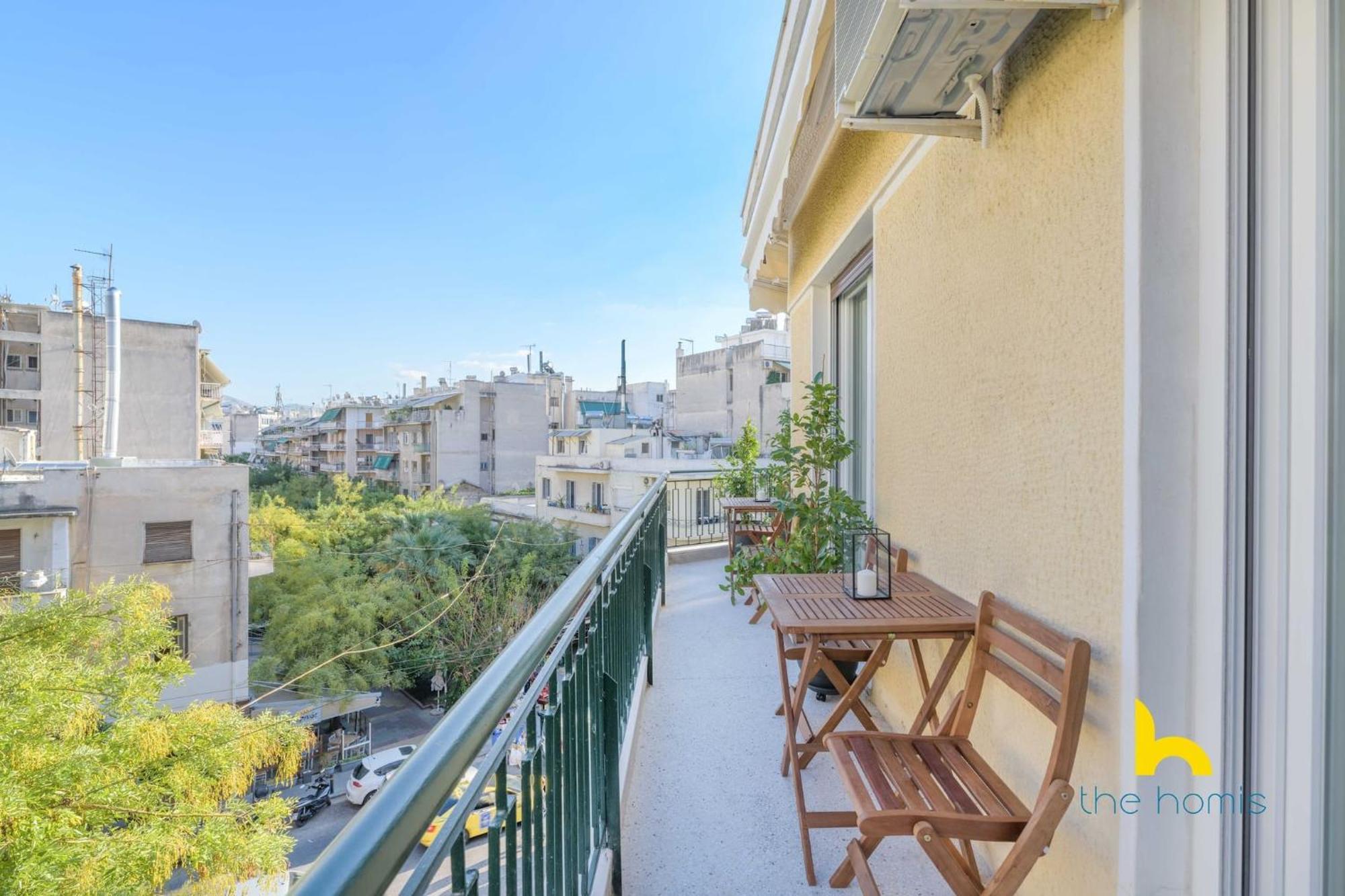 Sun-Splashed 2-Bdr Corner Apartment With Hillside Views! 雅典 外观 照片
